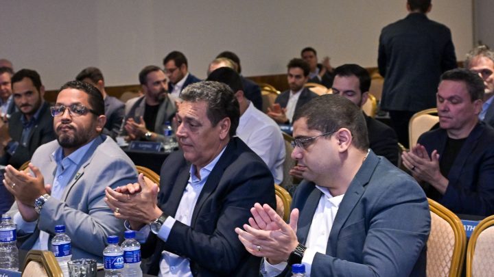 Pressão política, de técnicos e sindicatos reforçam restrição a estrangeiros sugerida em documento de clubes formadores à CBF