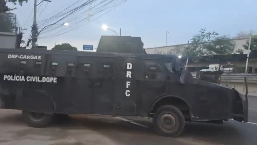 Quadrilha ligada ao TCP que roubava cargas e retirava rodas e pneus de caminhões é alvo da Polícia Civil