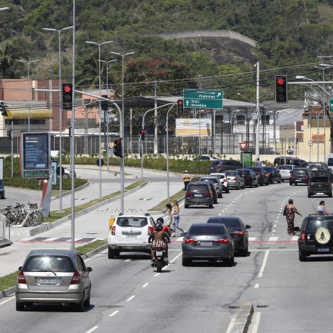 Qual é o principal problema da Região Oceânica de Niterói? Trânsito lidera no primeiro dia da enquete