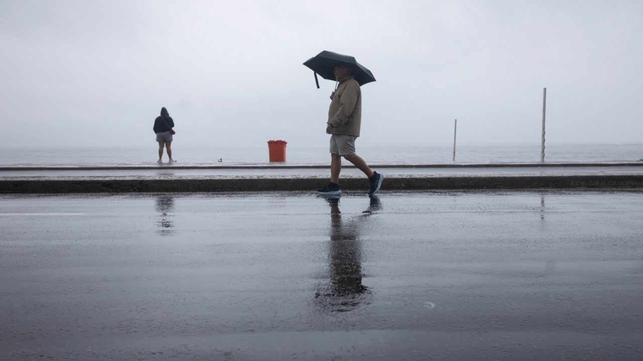 Rio terá semana de chuva e temperatura mínima pode chegar a 13°C; veja previsão