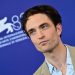 Robert Pattinson comenta filme sobre Chris Hansen em Veneza: 'Espero que ele goste'