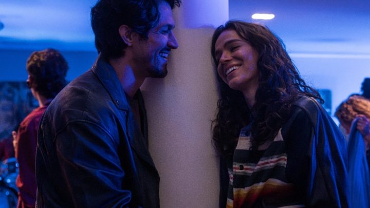 Romulo Estrela se envolverá com personagem de Bruna Marquezine na nova temporada de 'Amor da minha vida'