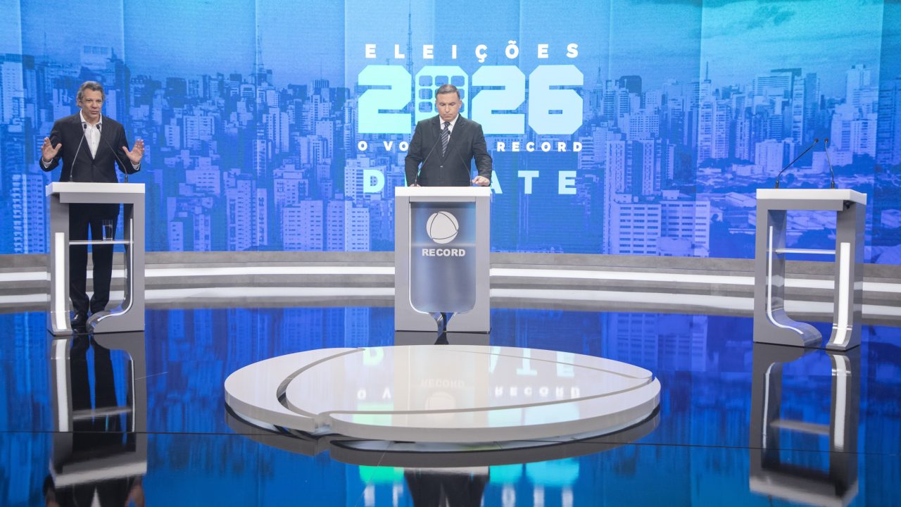 Sem Tarcísio, debate em SP vira sabatina de Haddad e palco para críticas ao governador: 'Propostas não convincentes'
