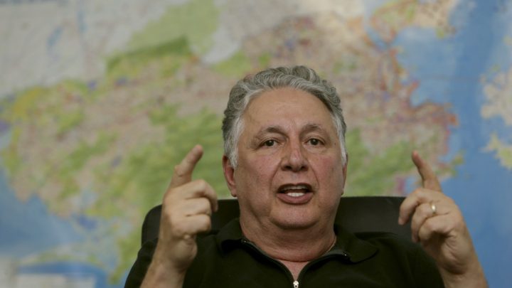 TRE-RJ diz que recursos da defesa de Garotinho atrasam processo sobre candidatura
