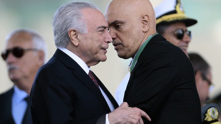 Temer diz ter aconselhado Moraes a buscar diálogo com Mendonça e que decisão sobre diretor da PF dificulta