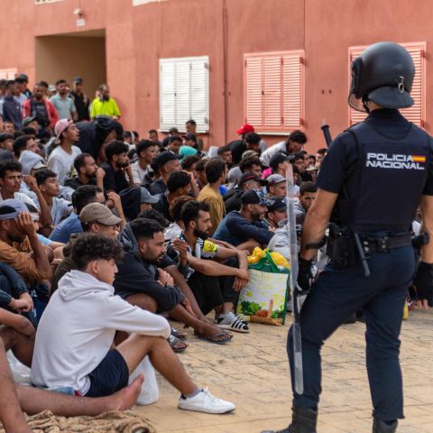 UE concede cerca de R$ 680 milhões à Espanha por crise migratória em Ceuta