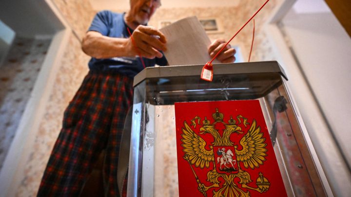 Ucrânia denuncia Rússia por incluir regiões anexadas ilegalmente na guerra em eleições parlamentares