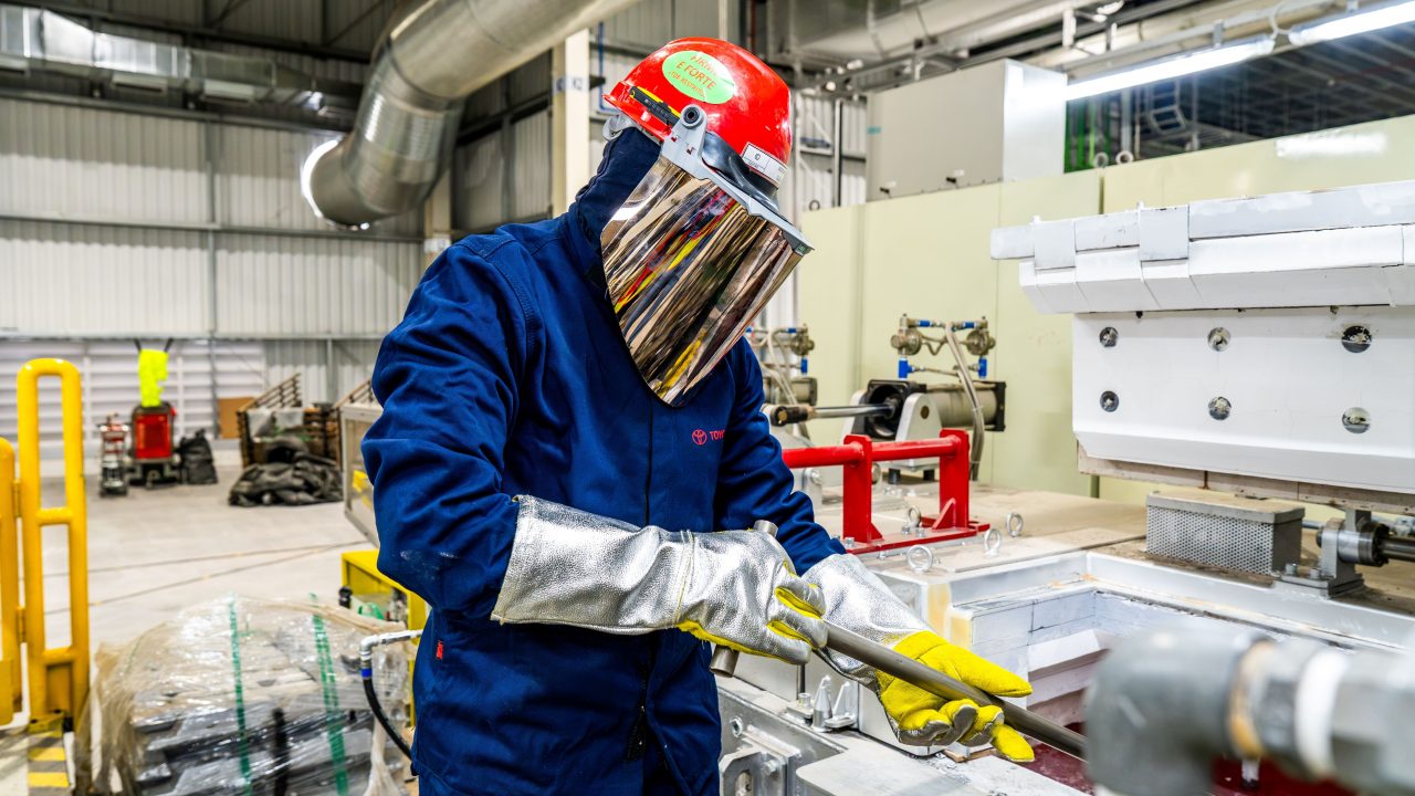 Um ano após vendaval atingir unidade de motores, Toyota retoma operações em Porto Feliz