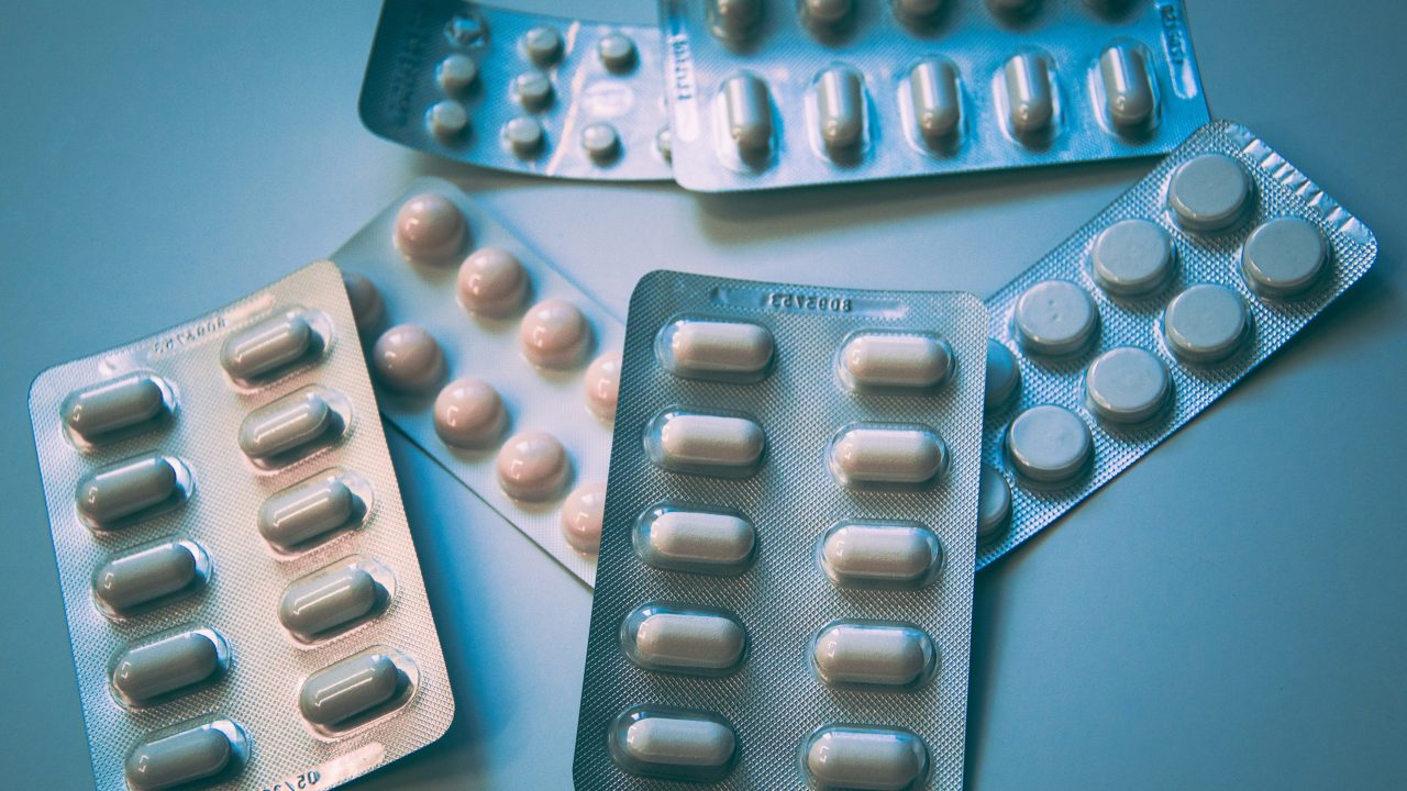Um em cada cinco usuários de antidepressivos também trata doenças crônicas, aponta levantamento