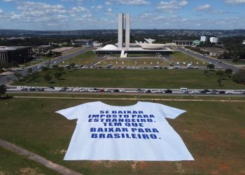 Varejo vai à Justiça contra o fim da ‘taxa das blusinhas’