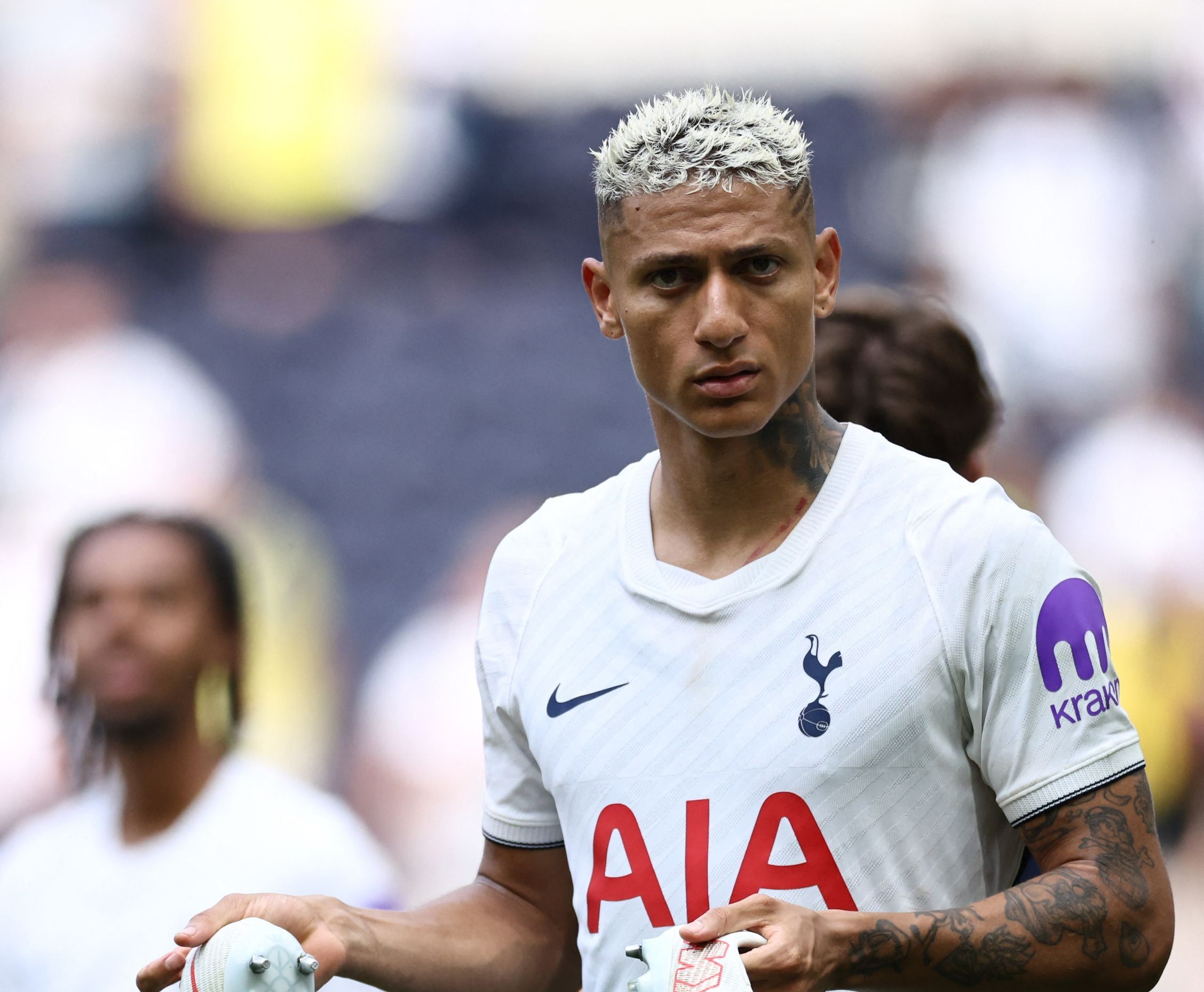 Vasco encaminha acordo com Richarlison e tenta ofensiva junto ao Tottenham