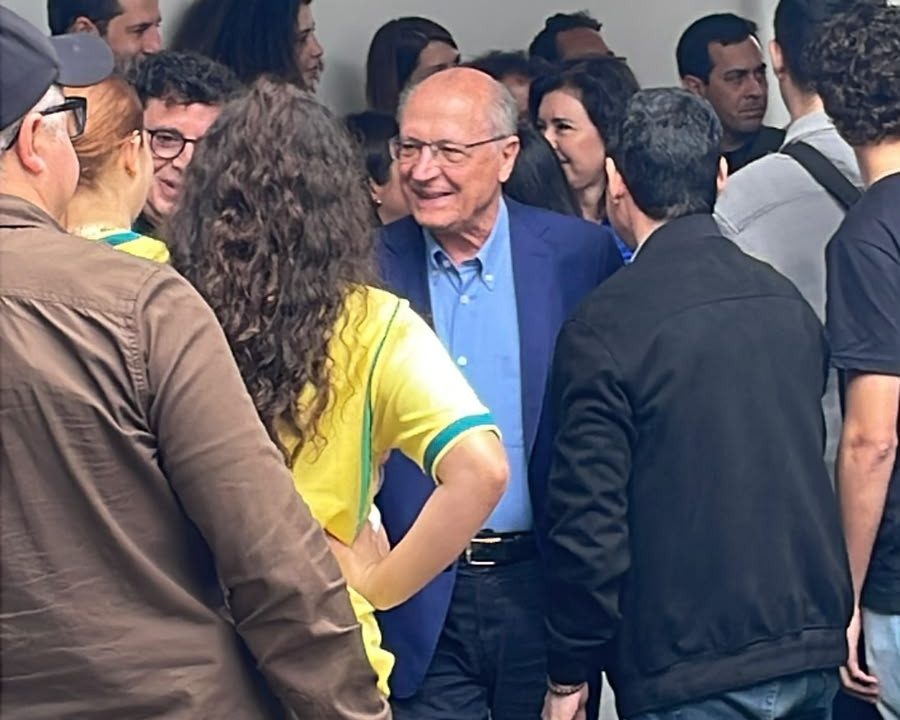 'Estamos confiantes', diz Alckmin ao votar em São Paulo