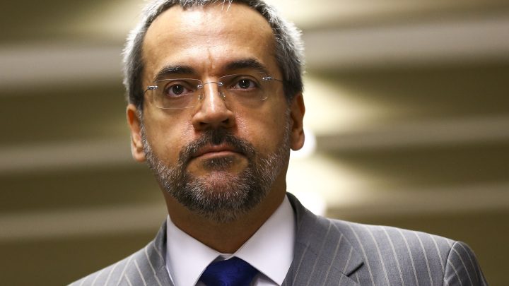 'Sobrenome não é projeto': ex-ministro de Bolsonaro, Weintraub divulga lista com 'cinco motivos para não votar em Flávio'