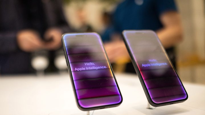 Apple se prepara para lançar primeiros recursos de IA na China em dezembro, diz agência