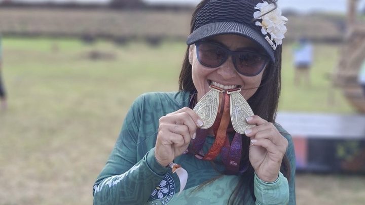 Campeã pan-americana de canoa havaiana morre após acidente no mar na Barra