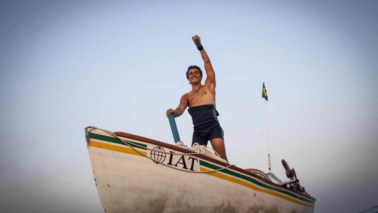 Custo de R$ 30 mi, estrela francesa, filmagens no mar e em estúdio: conheça a ambiciosa cinebiografia de Amyr Klink