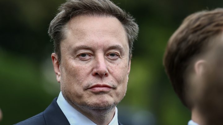Elon Musk diz que apoia fusão entre Tesla e SpaceX