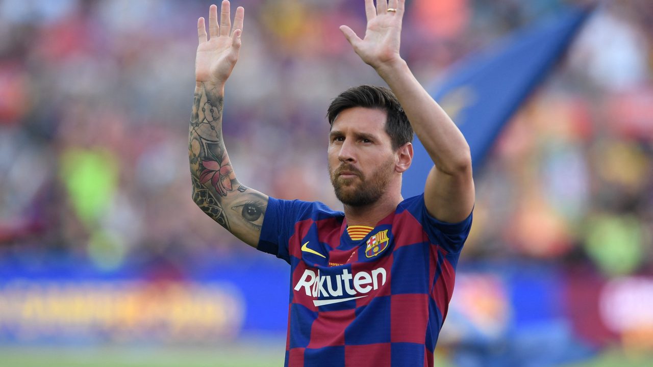 Ex-presidente do Barcelona admite exagero ao falar de Messi, mas descarta pedido de desculpas
