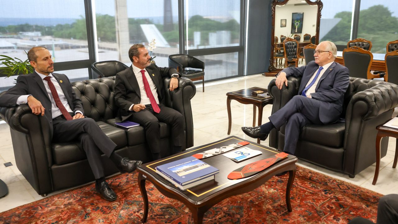 Fachin diz a diretor-geral da PF que menções a ministros no caso Master devem ser enviadas ao STF 'em caráter estritamente descritivo'