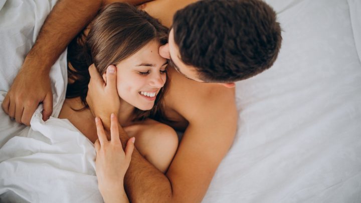Ficar muito tempo sem sexo pode diminuir o desejo sexual? Entenda