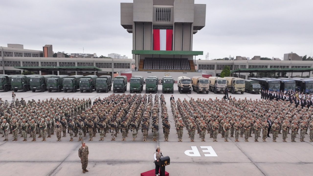 Fujimori cria comando militar e policial para enfrentar crescente onda de criminalidade no Peru