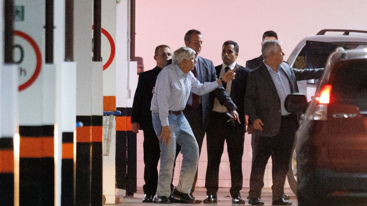 Moraes autoriza que Heleno saia de prisão domiciliar para atendimento médico em Brasília