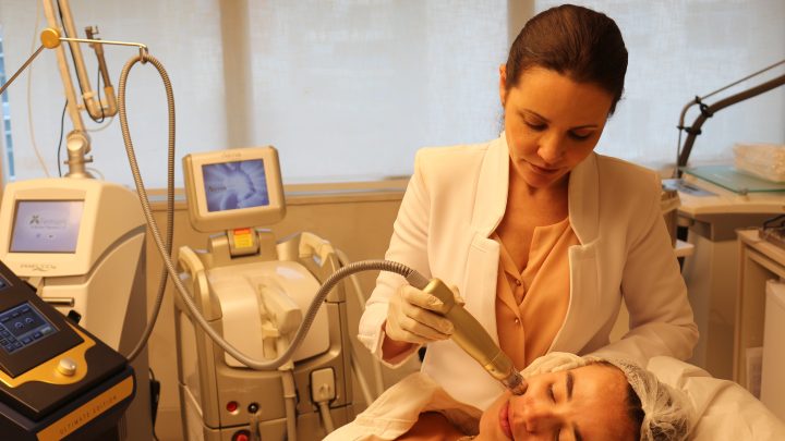 Novas tecnologias e cirurgia endoscópica: conheça estratégias para combater a flacidez e melhorar a pele