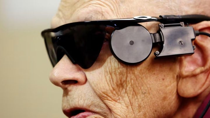 Olhos biônicos: entenda como funciona a tecnologia que promete restaurar parte da visão
