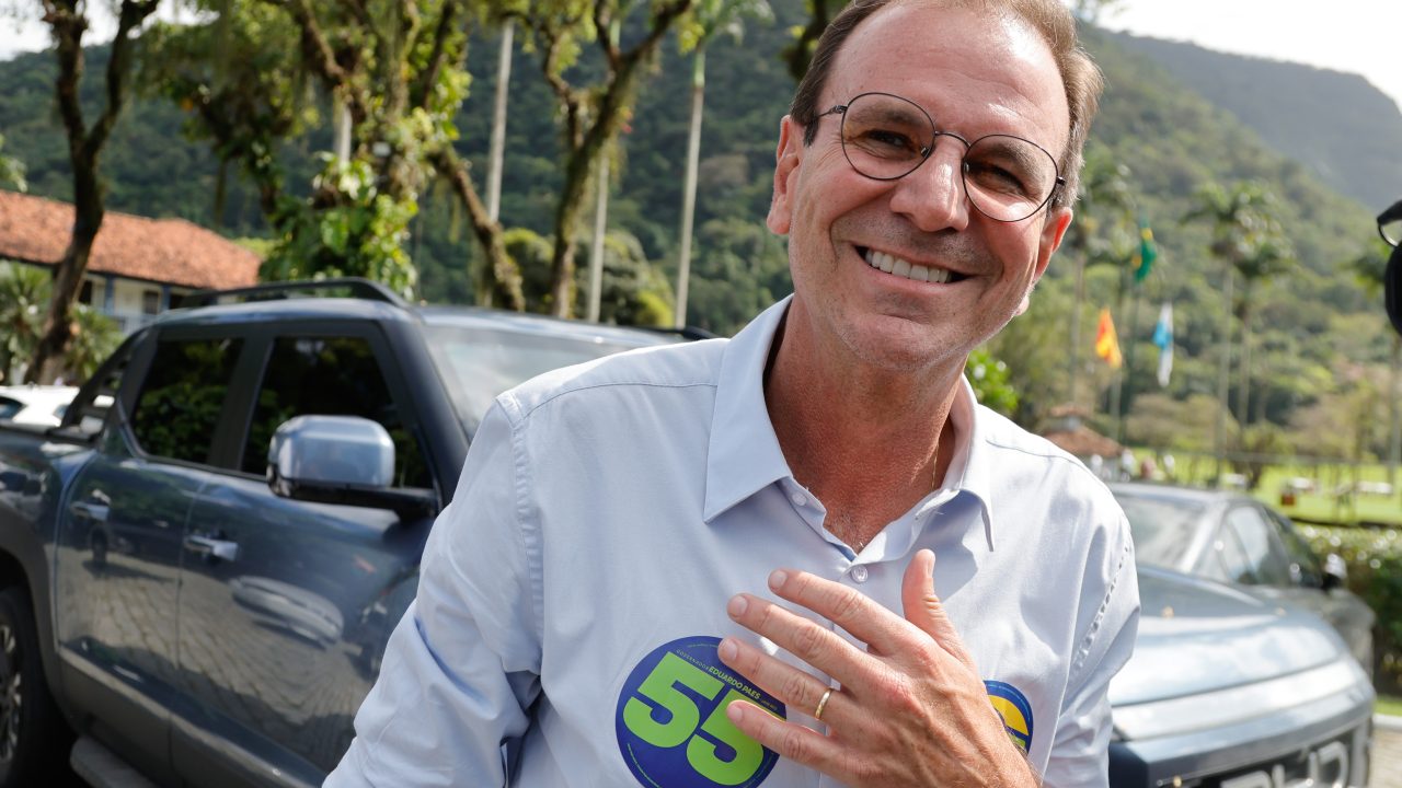 Paes só venceu Ruas na capital, em Niterói e em 11 municípios do interior no primeiro turno