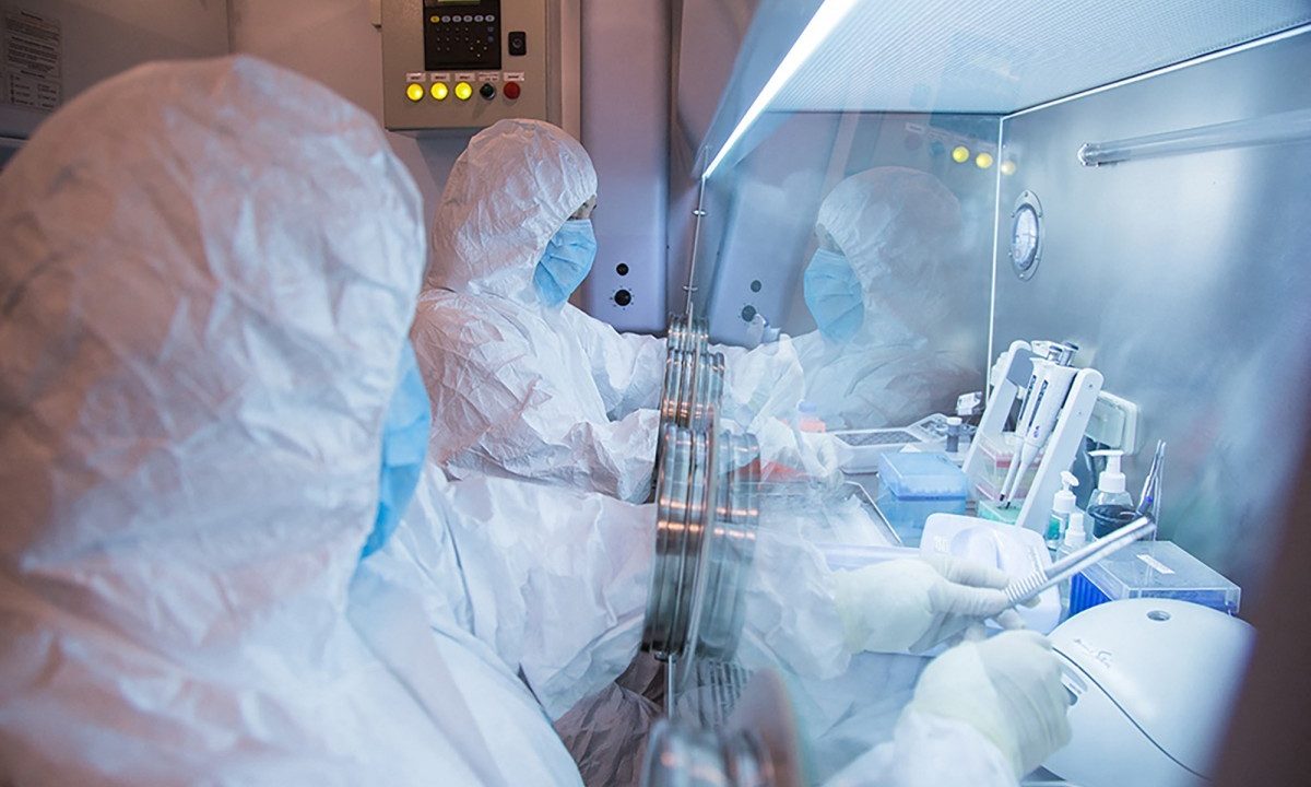 Peste na Rússia: agência sanitária conclui que não há risco epidêmico após morte de técnica de laboratório