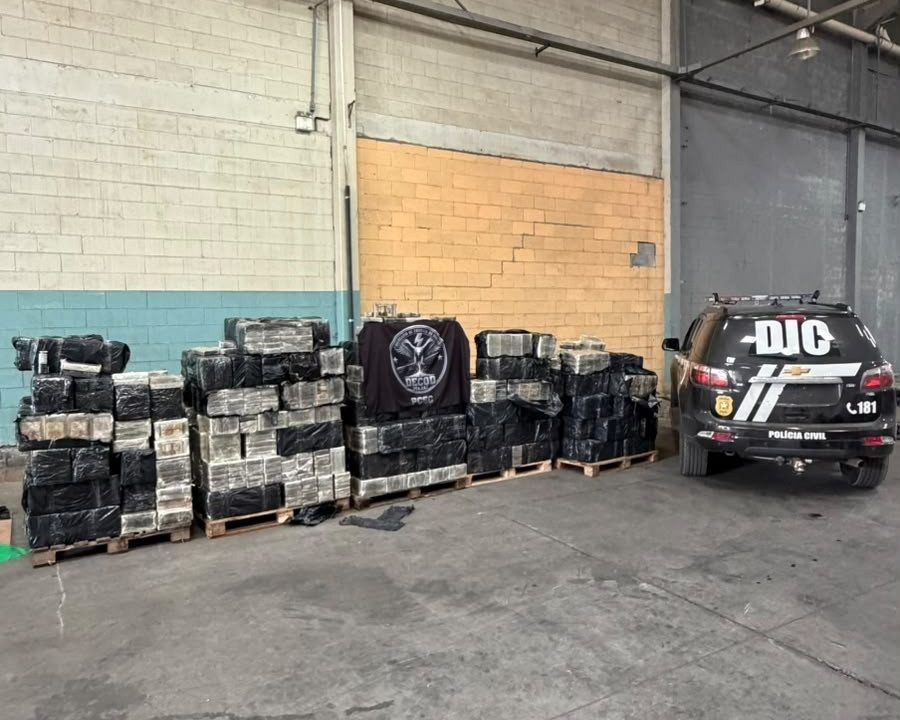 Polícia Civil de Santa Catarina faz apreensão de 4,4 toneladas de cocaína, maior da história do estado