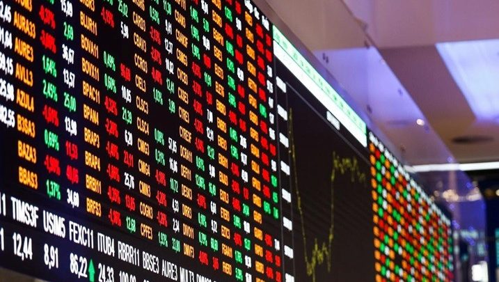 Queda da Bolsa após derrota de Flávio é quinta maior desde o Plano Real