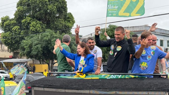 Ruas faz carreata na Zona Oeste e volta a tentar associar Paes à 'velha política' a dois dias da eleição