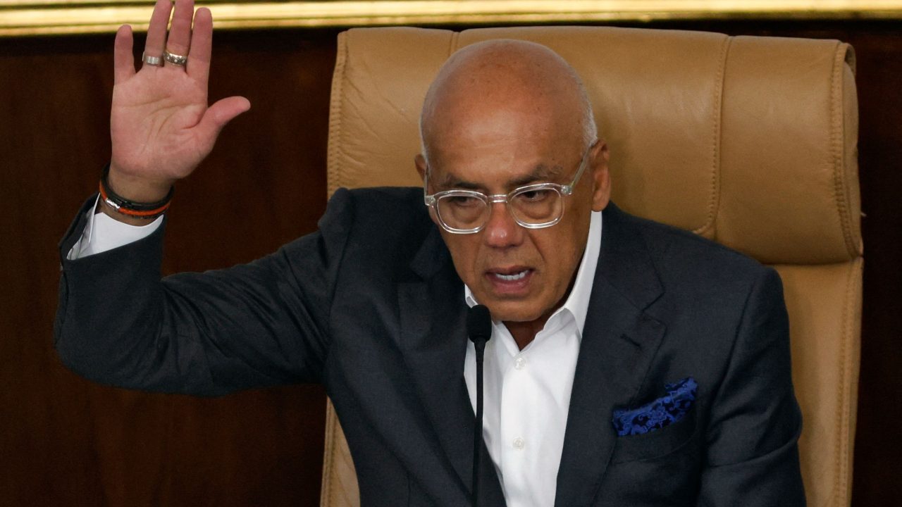 Tesouro dos EUA retira sanções contra líder do Parlamento da Venezuela, que pode voltar a acessar sistema financeiro americano