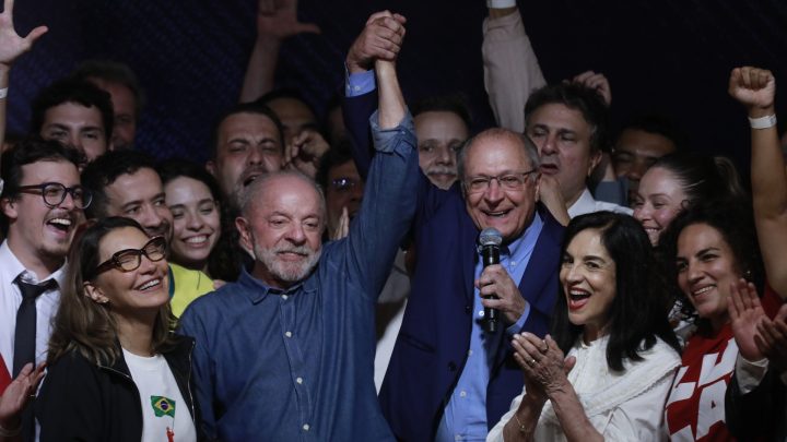 Uma eleição histórica, de emoção e reviravolta, e o desafio do dia seguinte