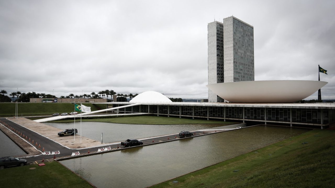 Voto ao Legislativo exige atenção maior do eleitor