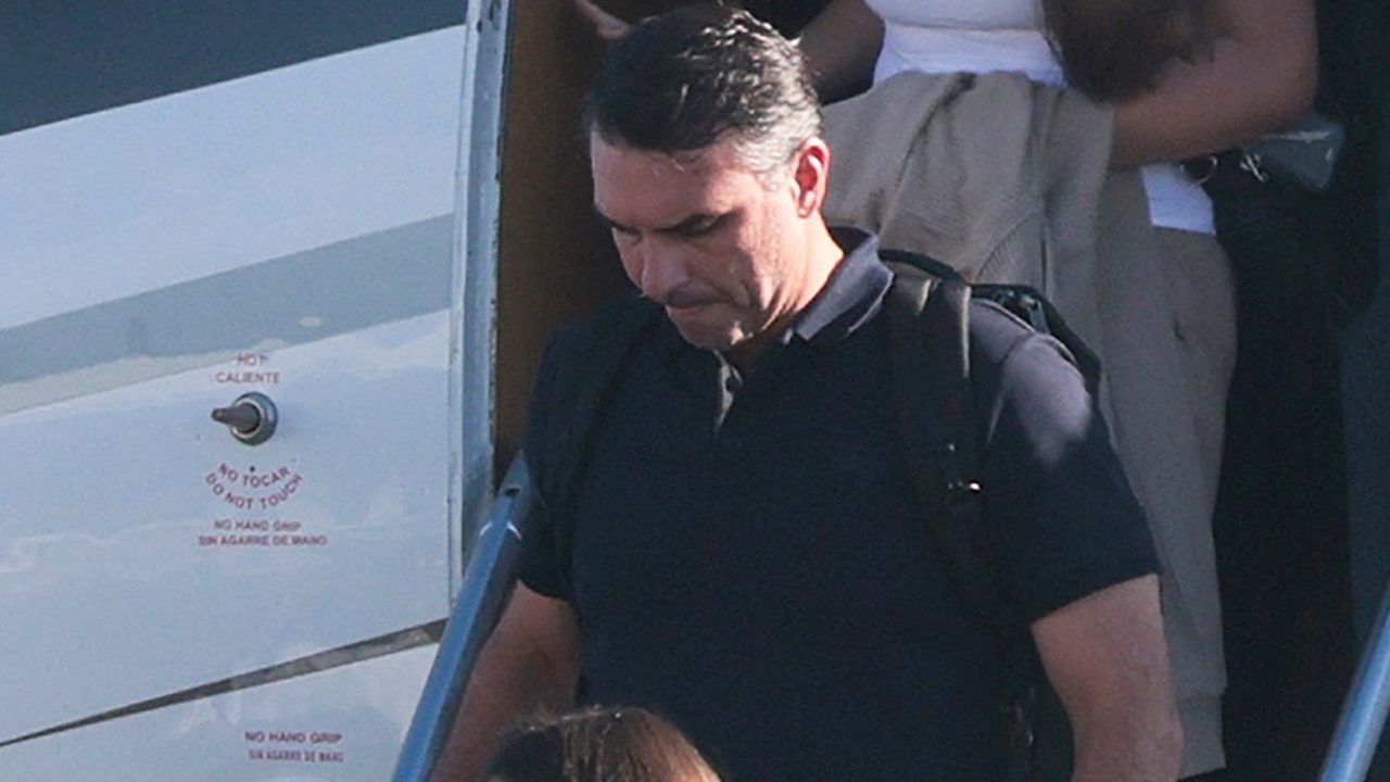 ‘Senador de extrema-direita pousou em Miami': mídia internacional repercute chegada de Flávio Bolsonaro nos EUA